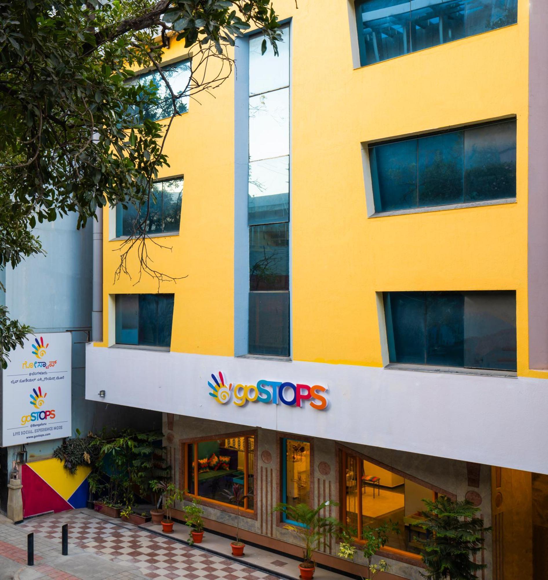 Gostops Bengaluru, Gandhi Nagar Majestic Eksteriør billede